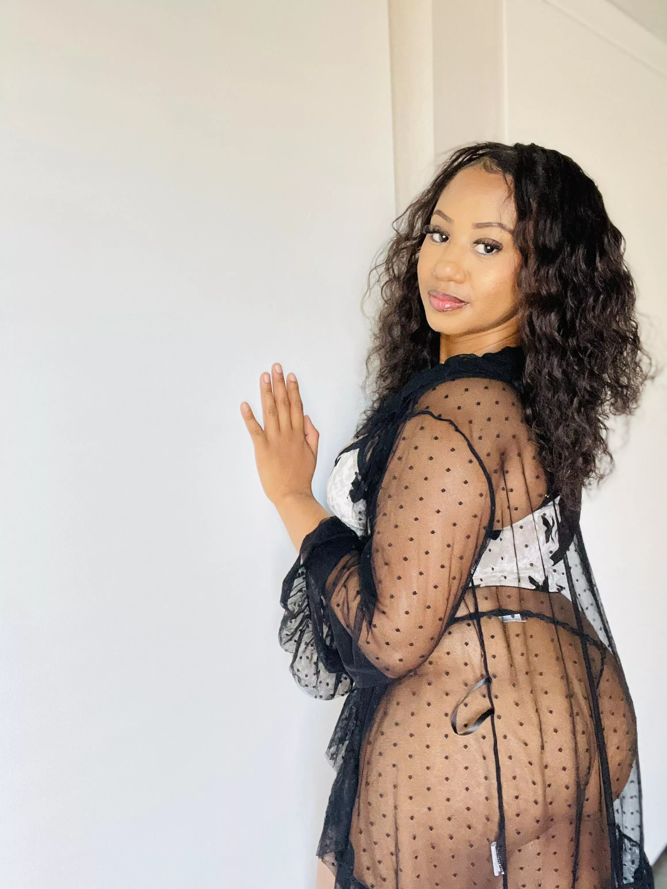 Do you like black girls with bubble butts ?