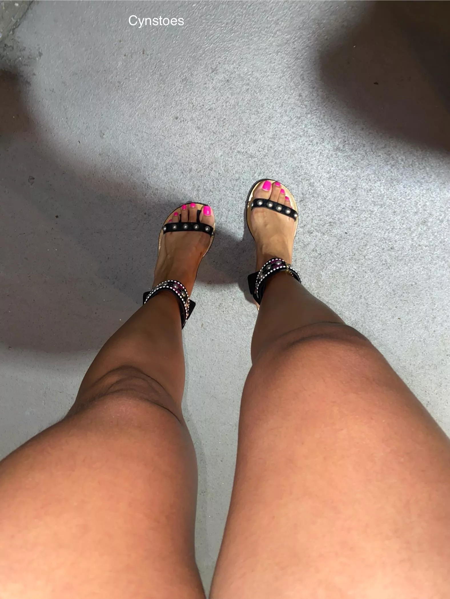 Going to the club, would you talk to me ? 