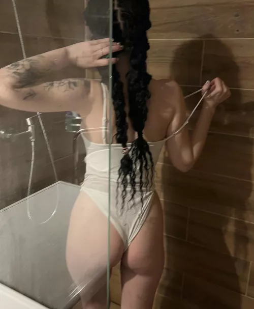 I want treat me like royalty at all times