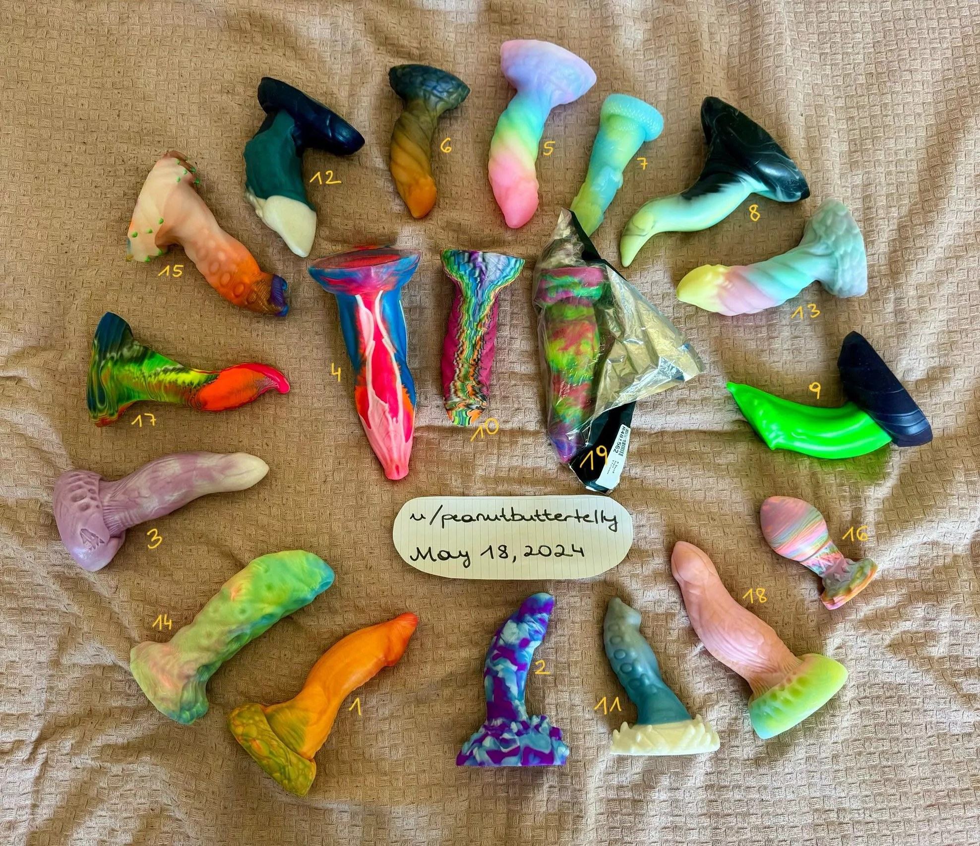 ✨ MEGA SALE ✨ RR David, Nox, Crackers and more! 🤩