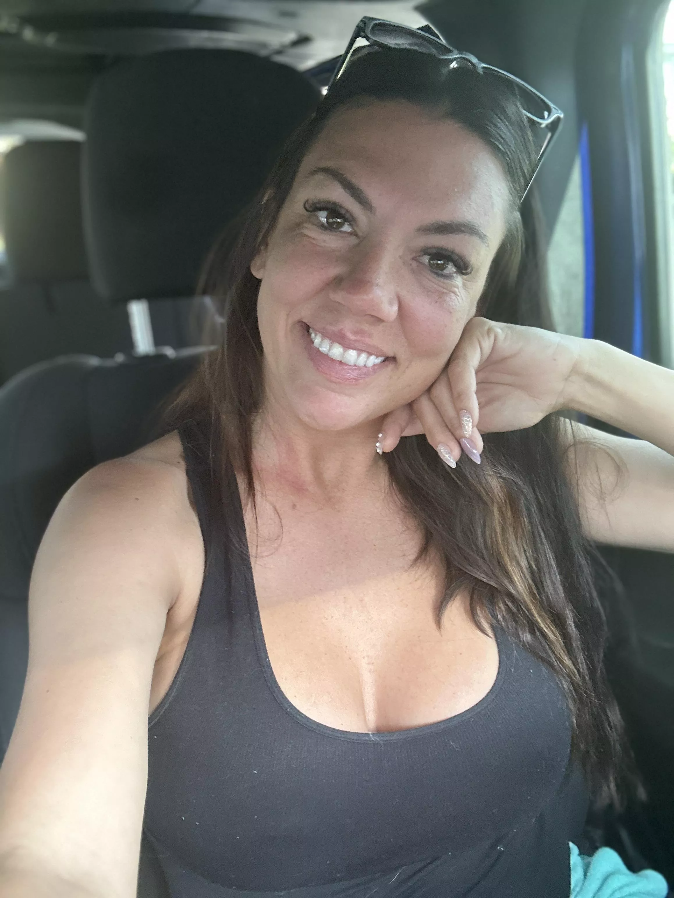 Morning car selfie. [f]