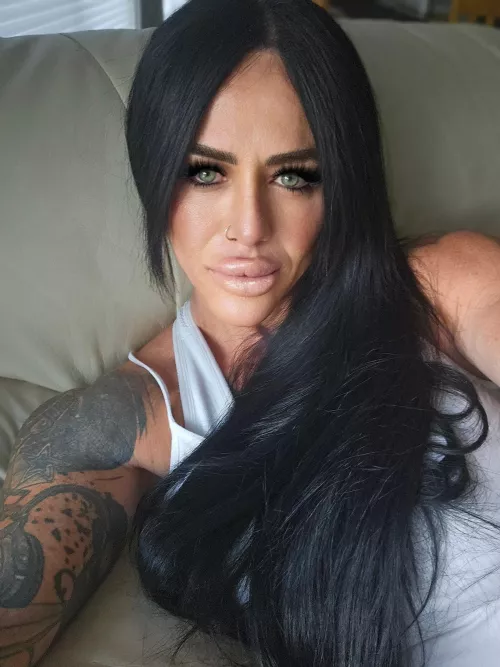 Say hi @thefrenchfantasy 