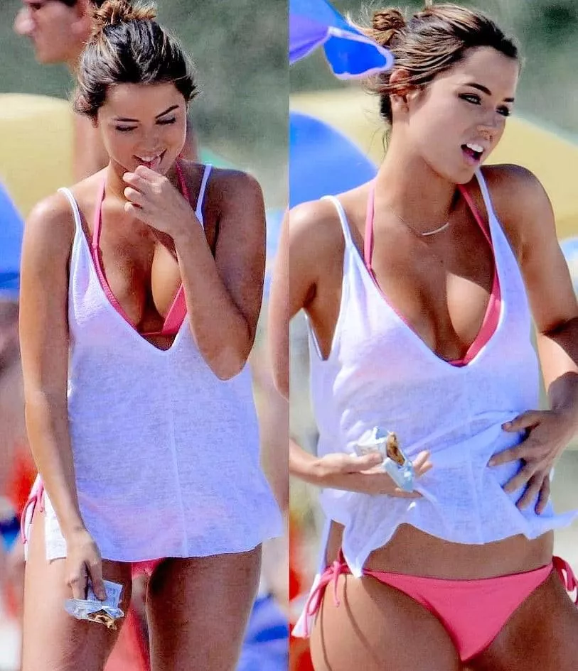 Ana De Armas is So Effortlessly Sexy