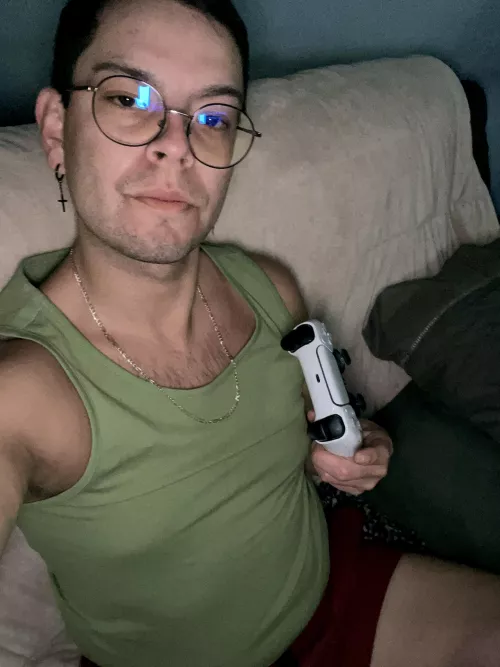 Anyone play warzone ? 