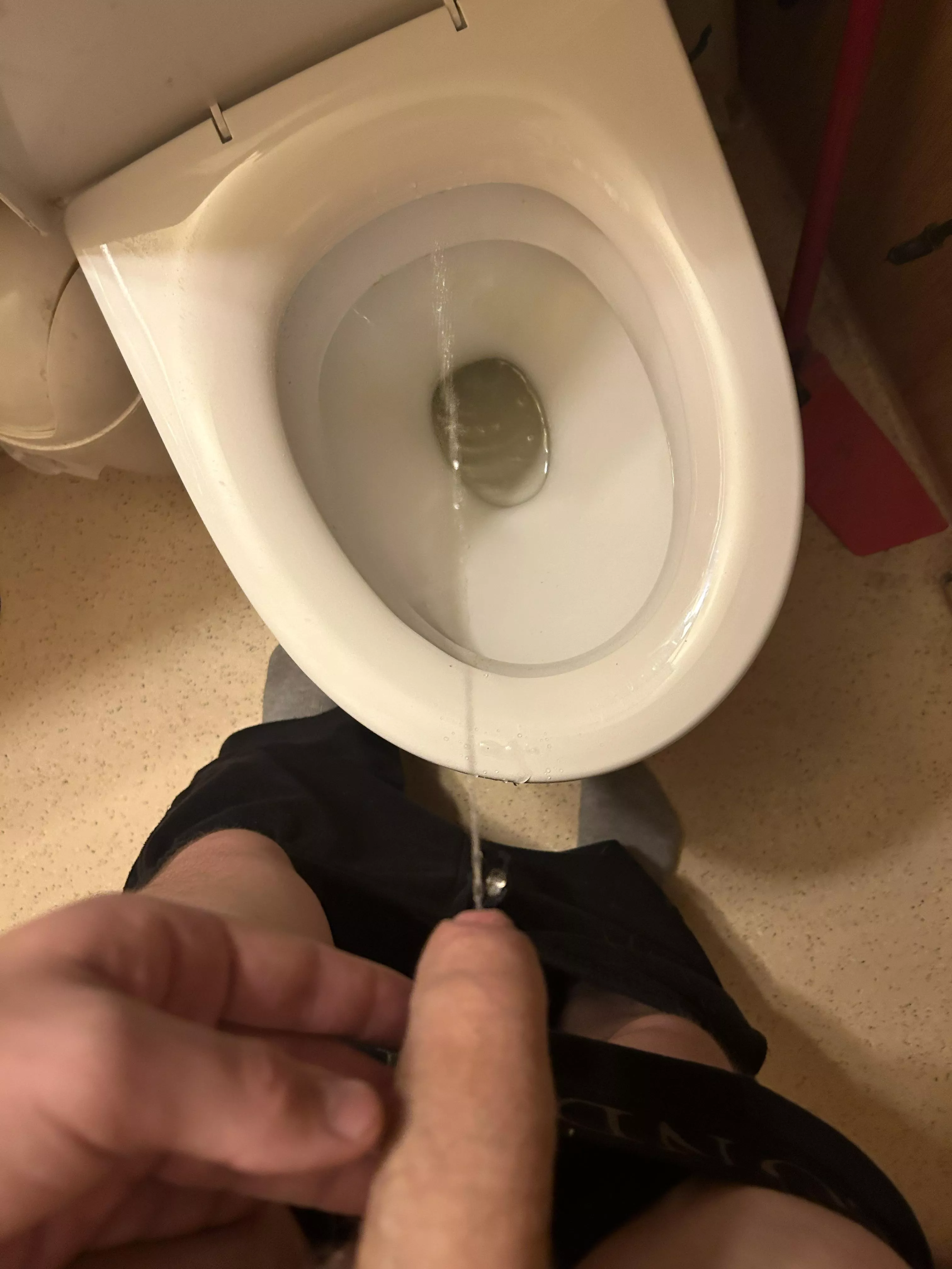 Can I pee my whole load in you?😈😳😳