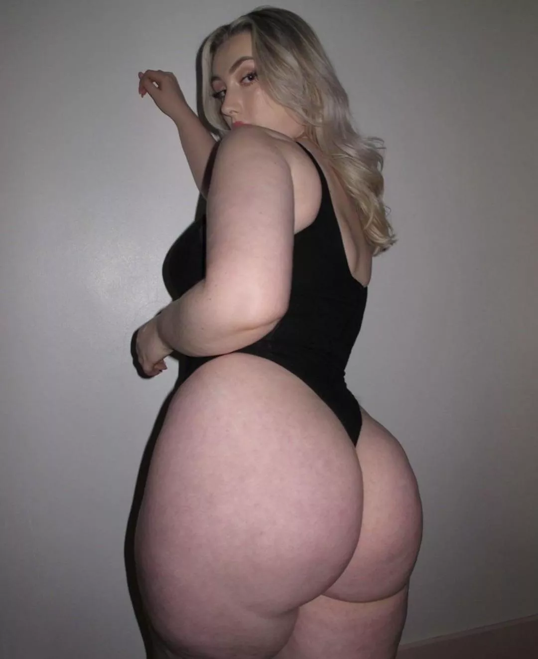 Fancy a creampie, wby?