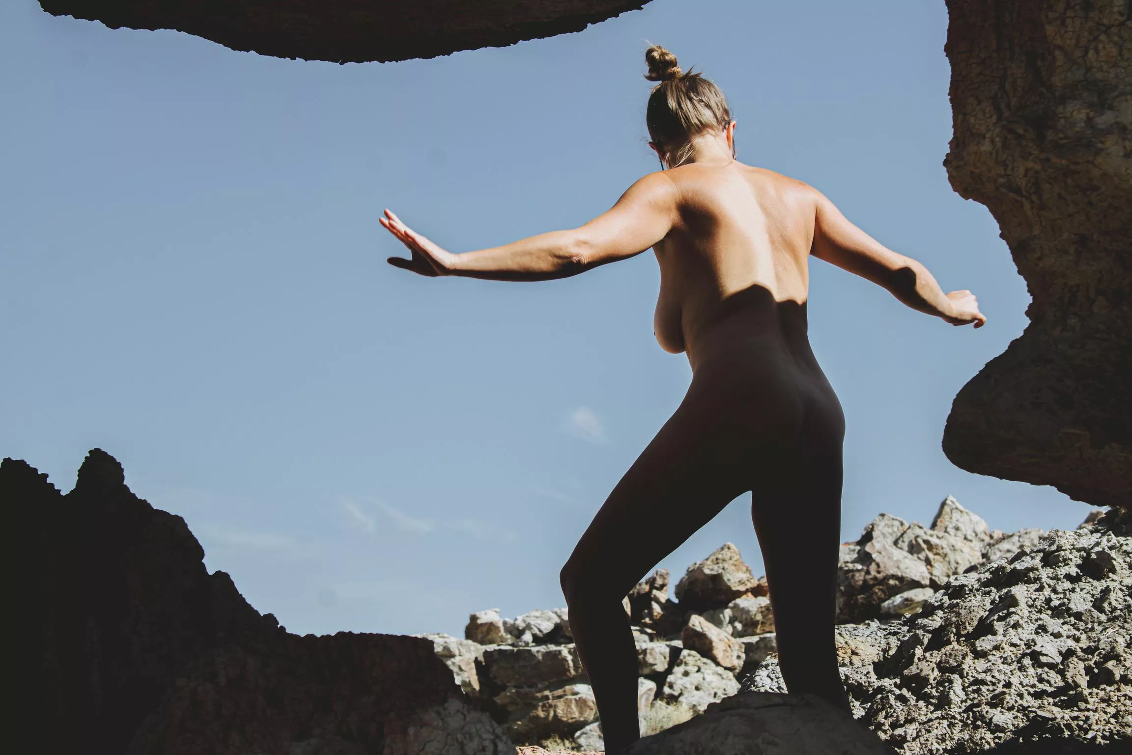 Hiking naked is so freeing