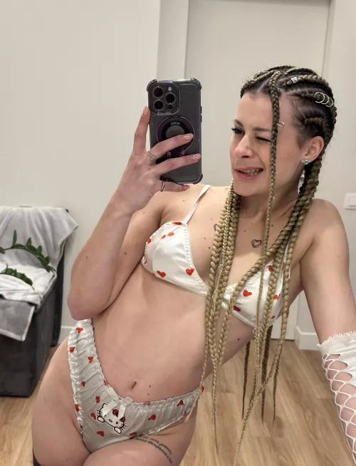 I'm in the mood to fool around today.