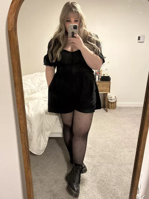 Mommy wants you to lick them