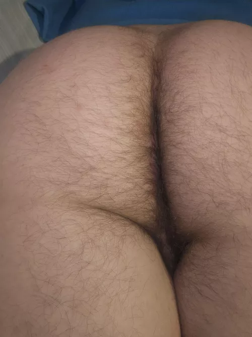 Nice hairy buns on a Sunday 