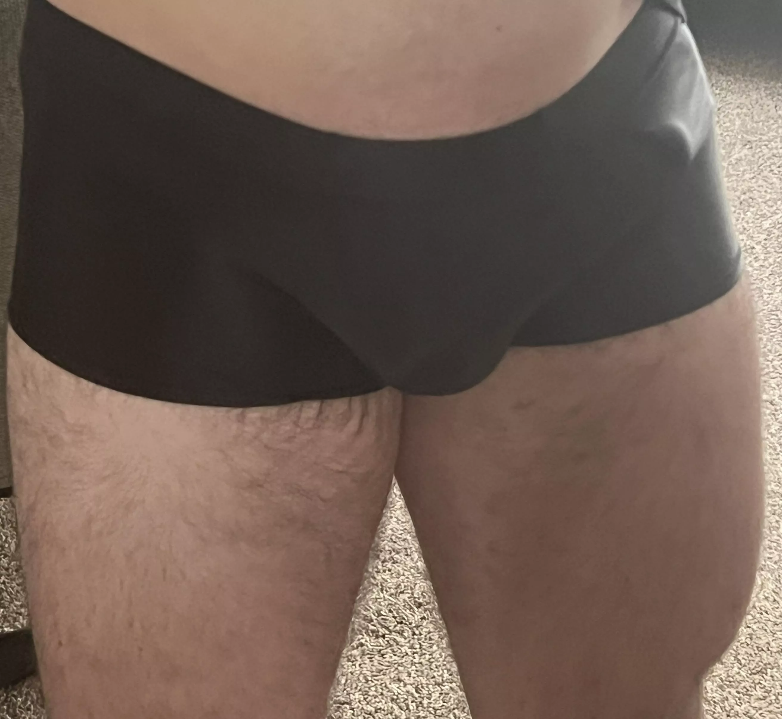 Satin really has a strong outline ..