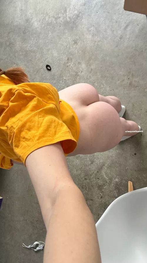 say Hi to my little butt