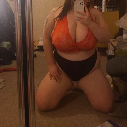 thick thighs do in fact save lives!!! 