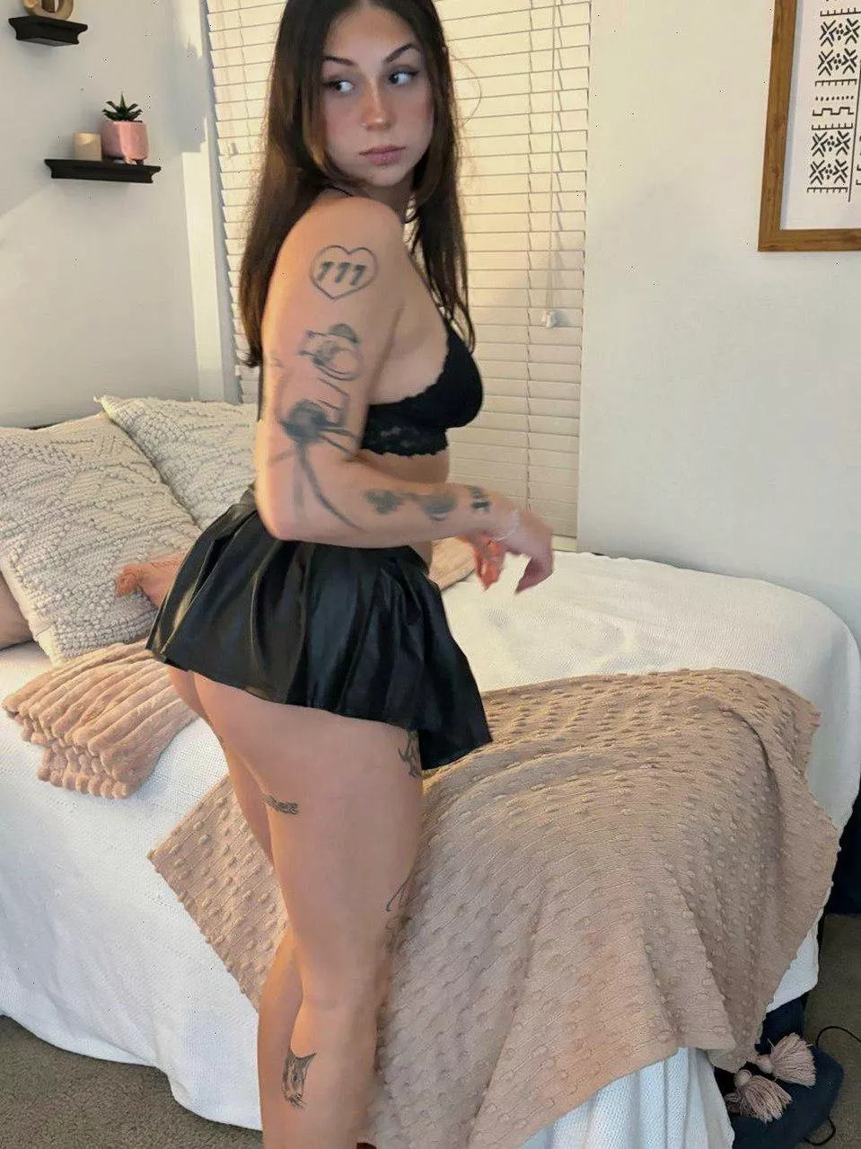 What would your reaction be if I lifted my skirt to show you how smooth my pussy is?