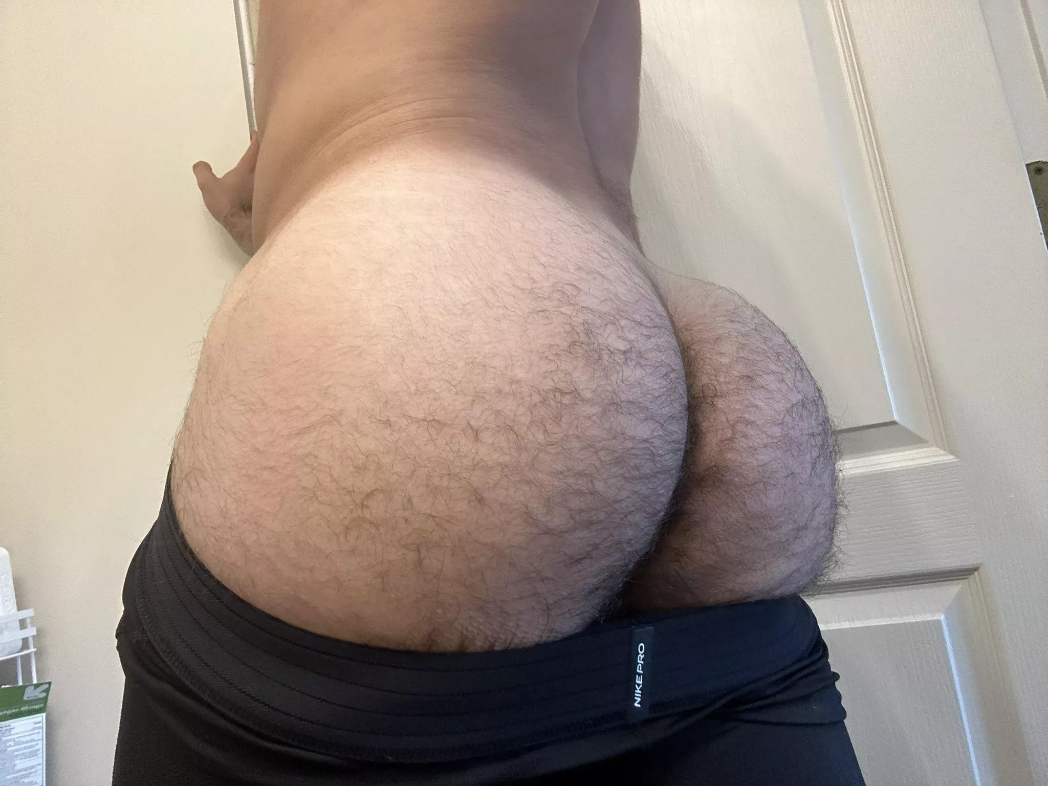 Desperately need a tan 🏖️