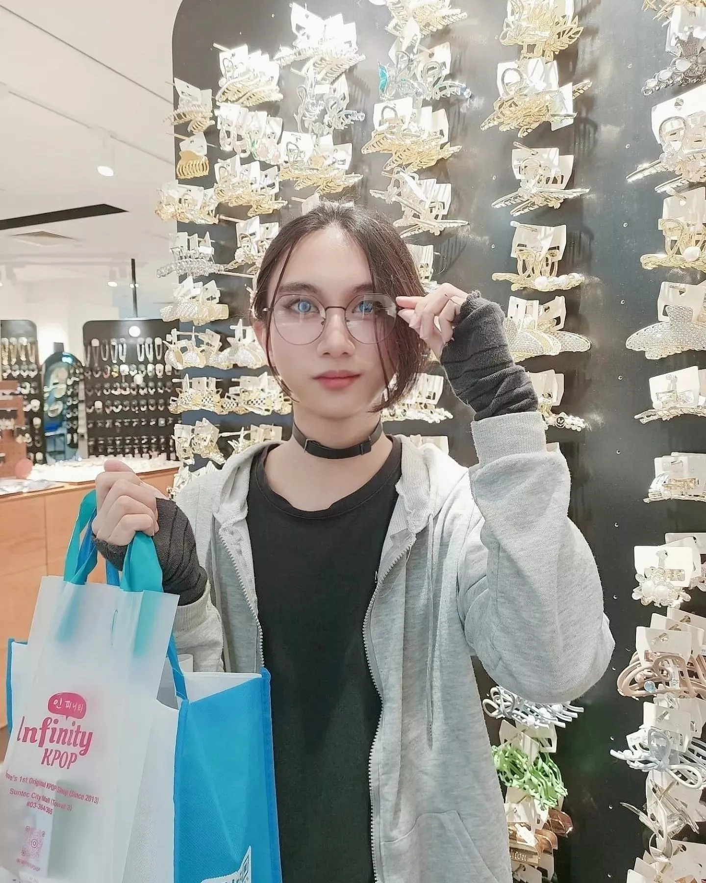 Goin out Shoppin again 🛍🤭💅✨️