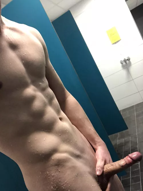 Gym showers with no curtains