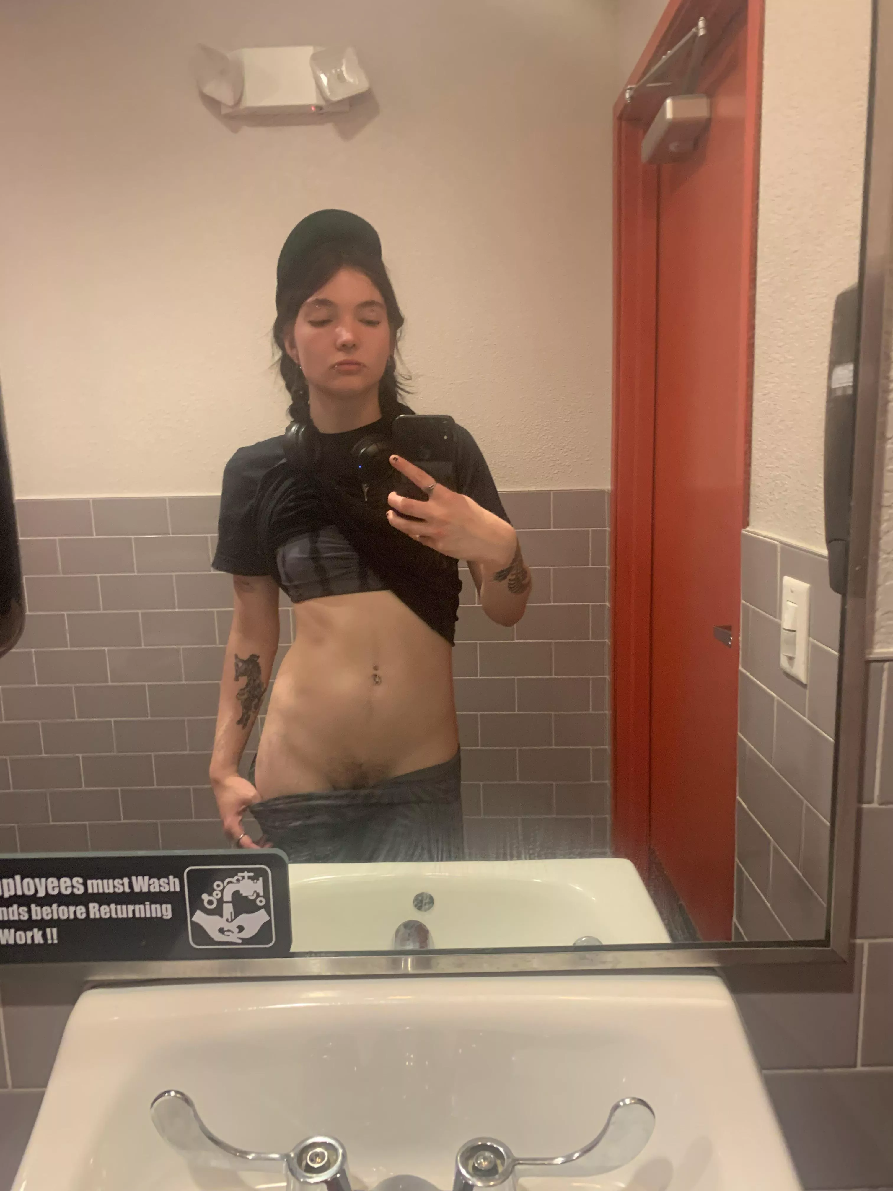 I stoped wearing panties to work