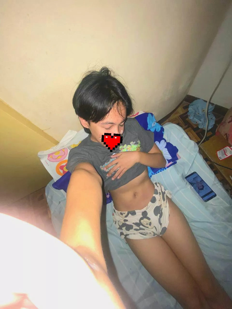 Im a bit shy for showing my whole face🙈