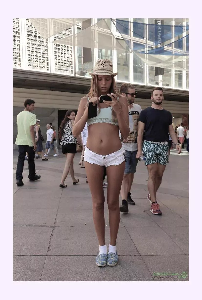 Katya sexh hot pants public