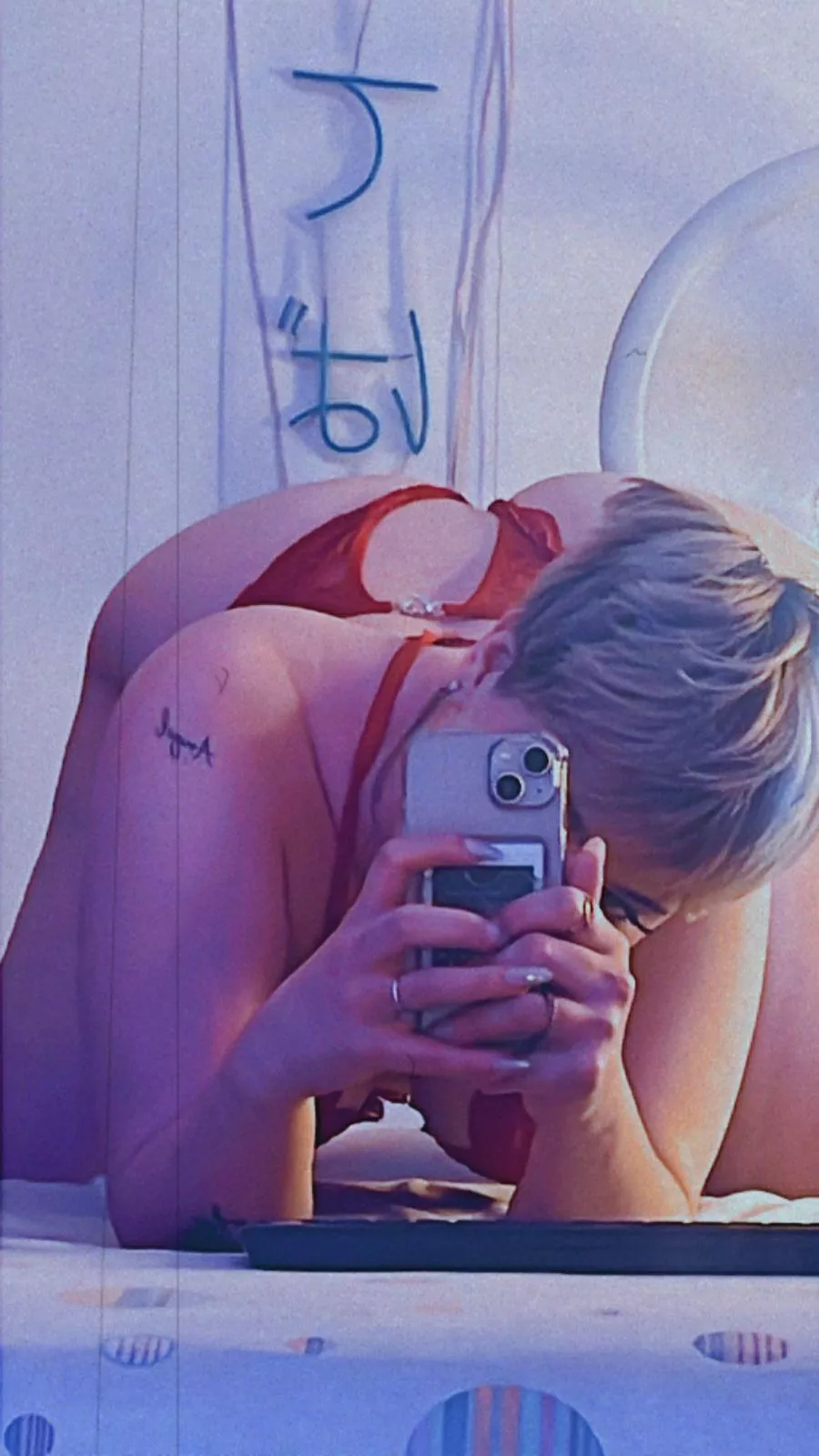 Morning little pervs <3 [albaandthayron]