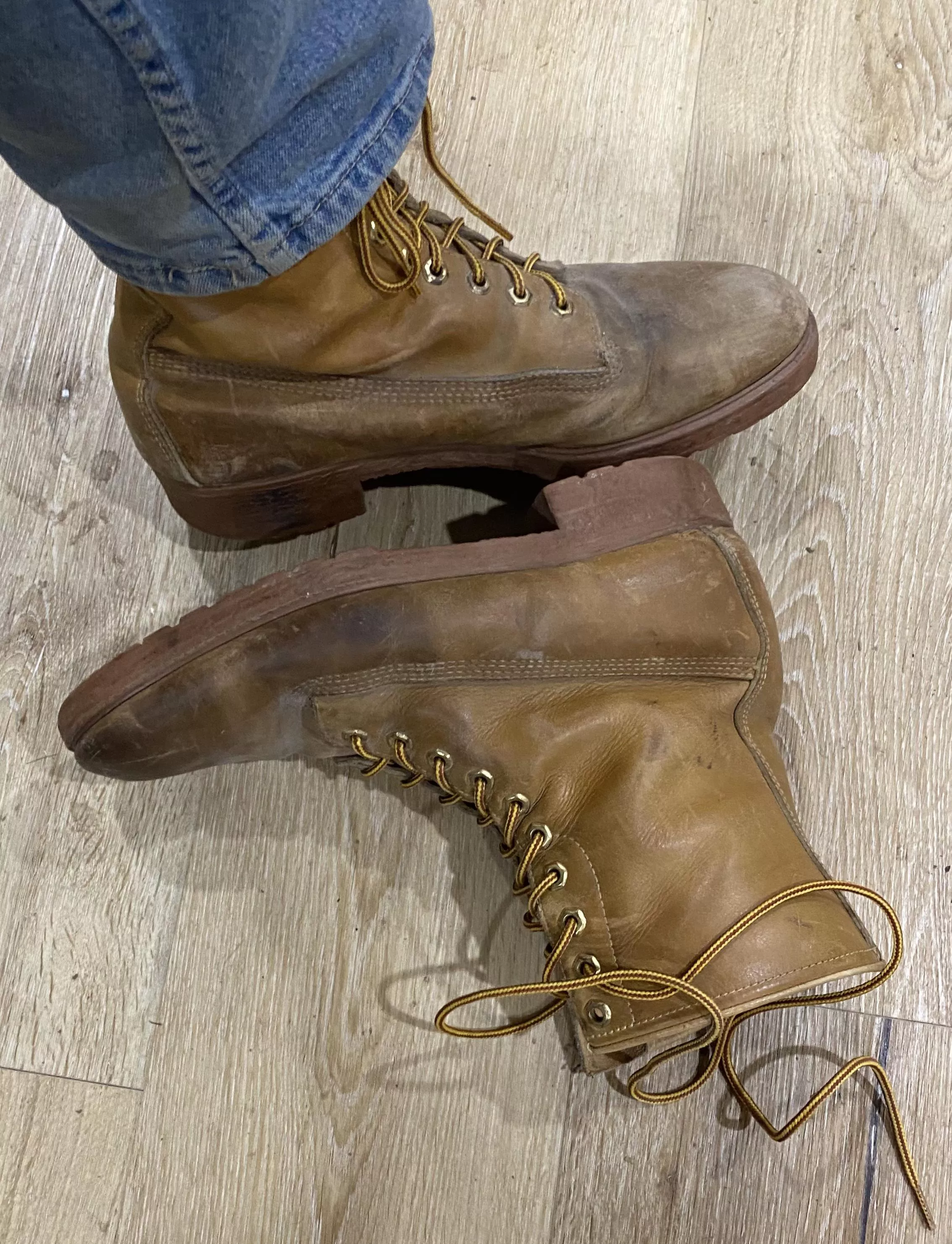 No idea what brand, but these are my 1970/80’s Canadian made construction boots.