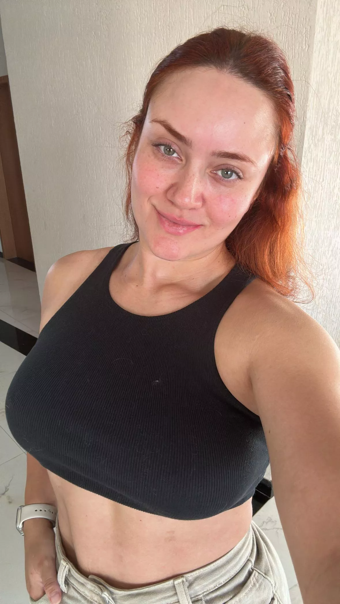 No makeup, no bra, no filter