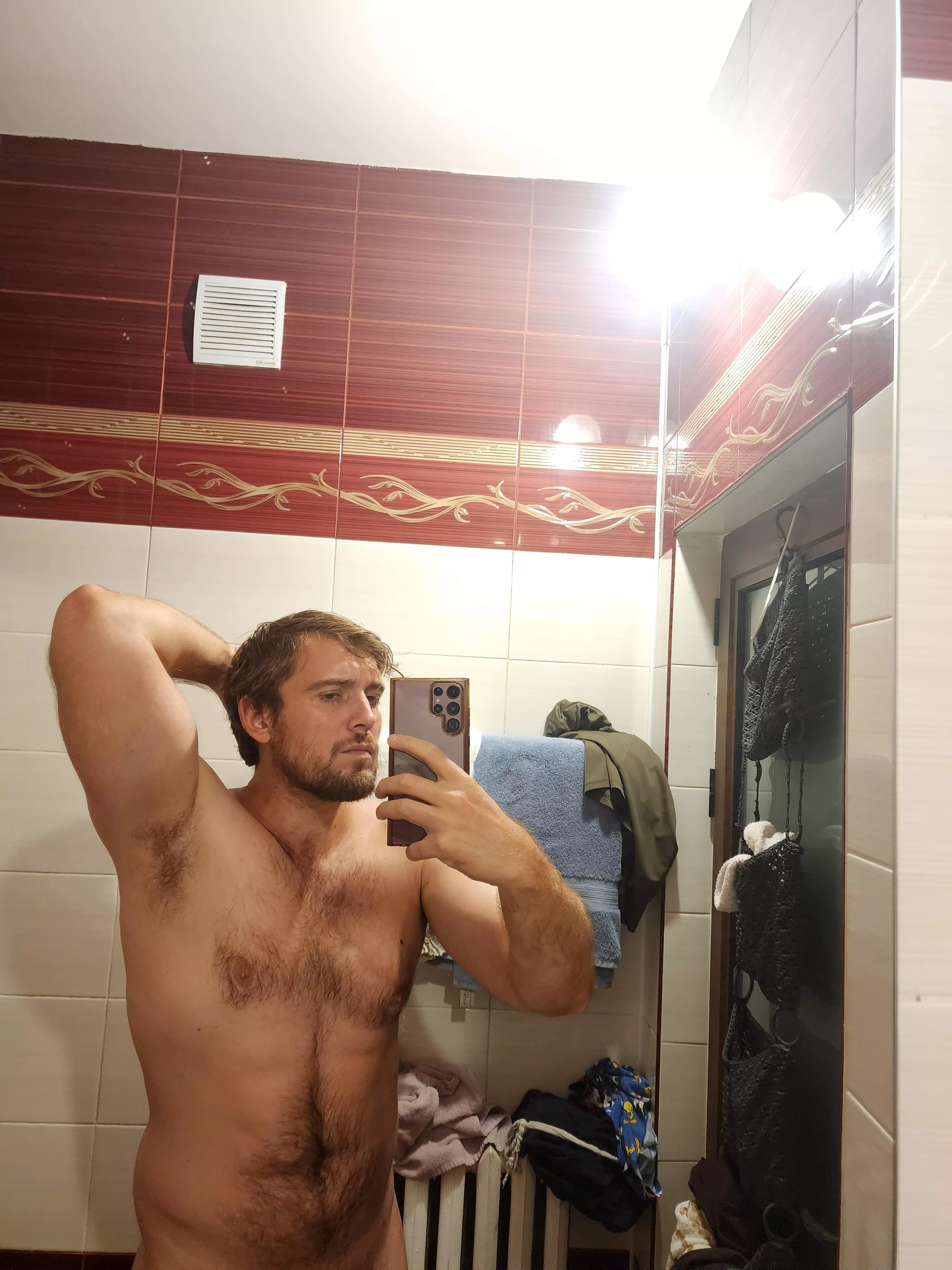 The armpit moment of the shower 🚿 