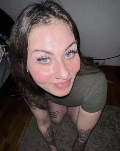 What do you call a girl that ends every tinder date like this?😩😏