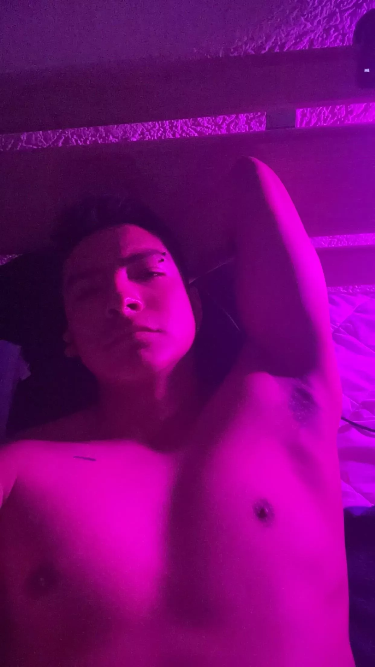 What do you like about armpits ? 