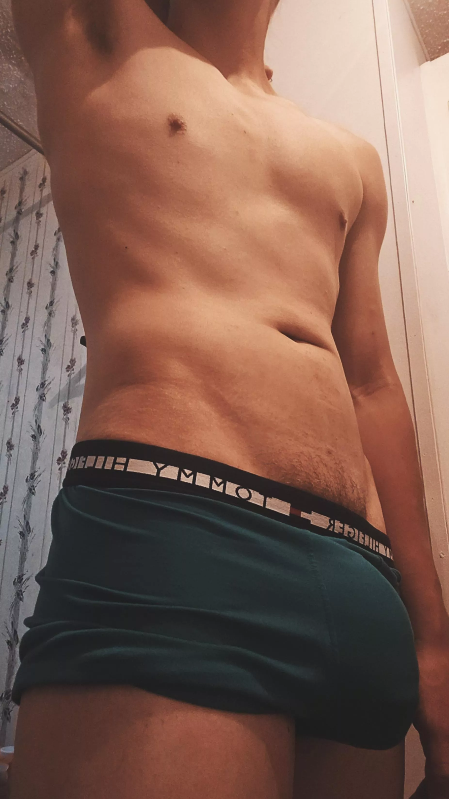 Who wants to see underneath?