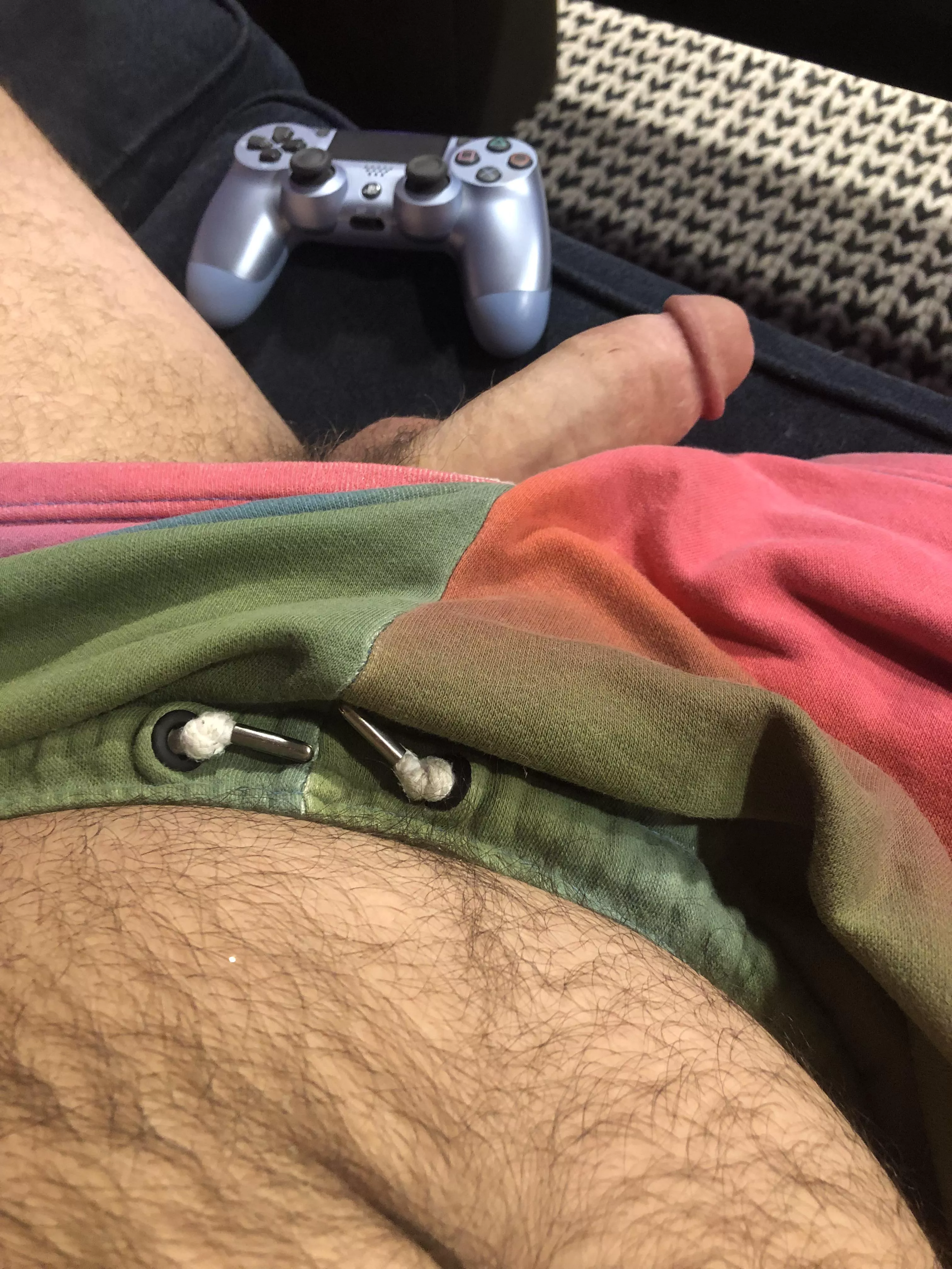 33 which one you playin’ with?hmu