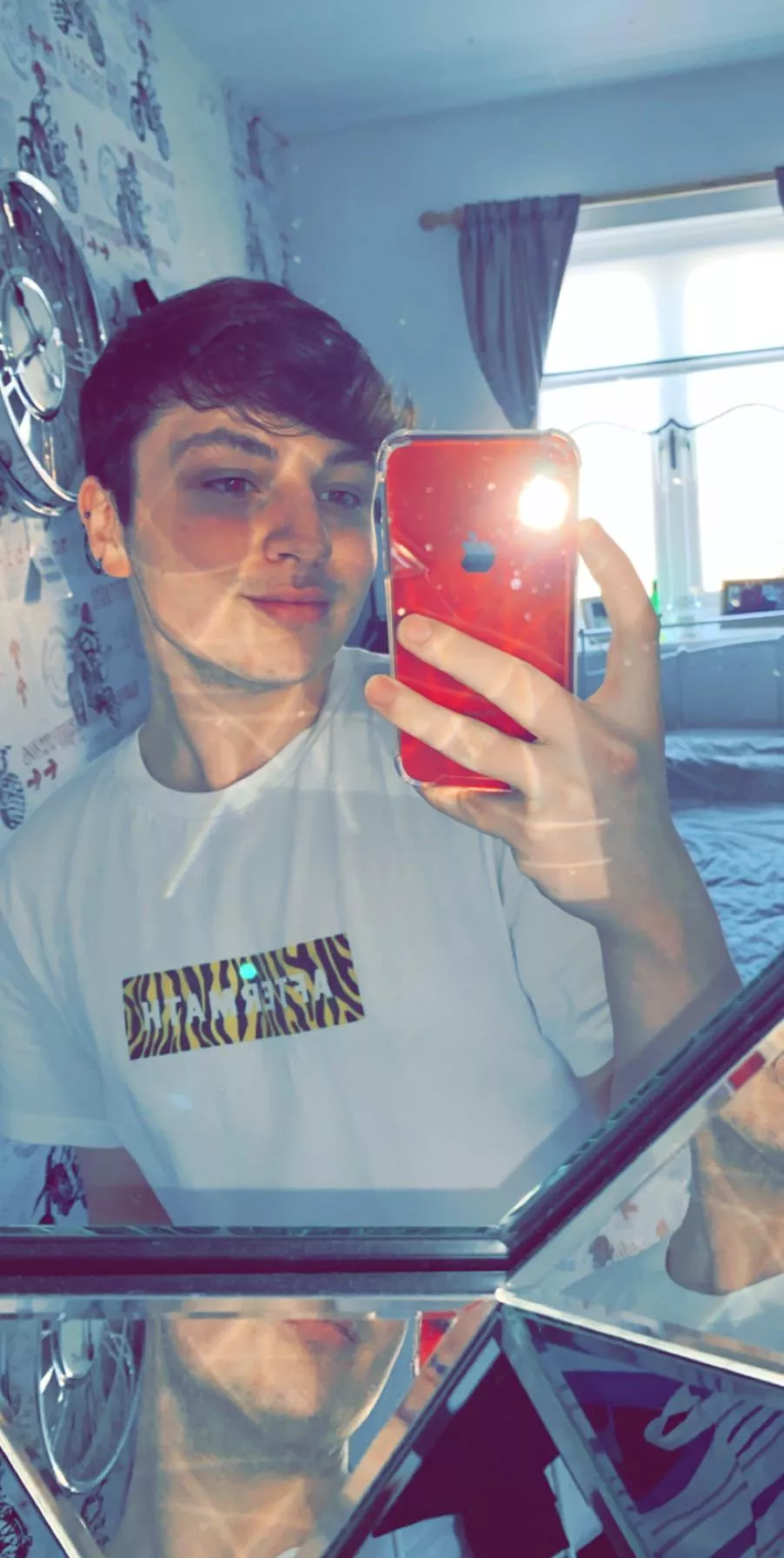 Any Xbox gamers?? all my friends are offline :(