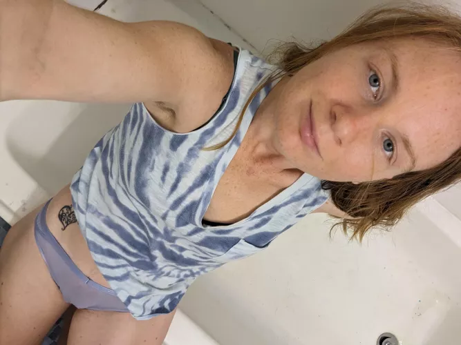 Auburn aura: Naturally mesmerizing @redlilyrose19