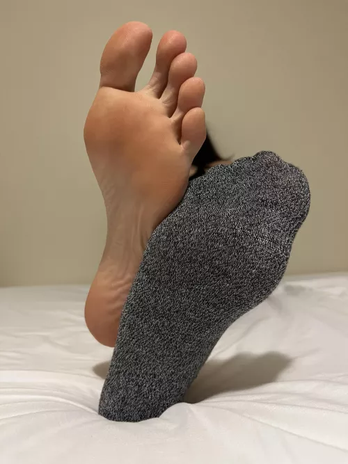 Do my size 10s bring you to your knees?