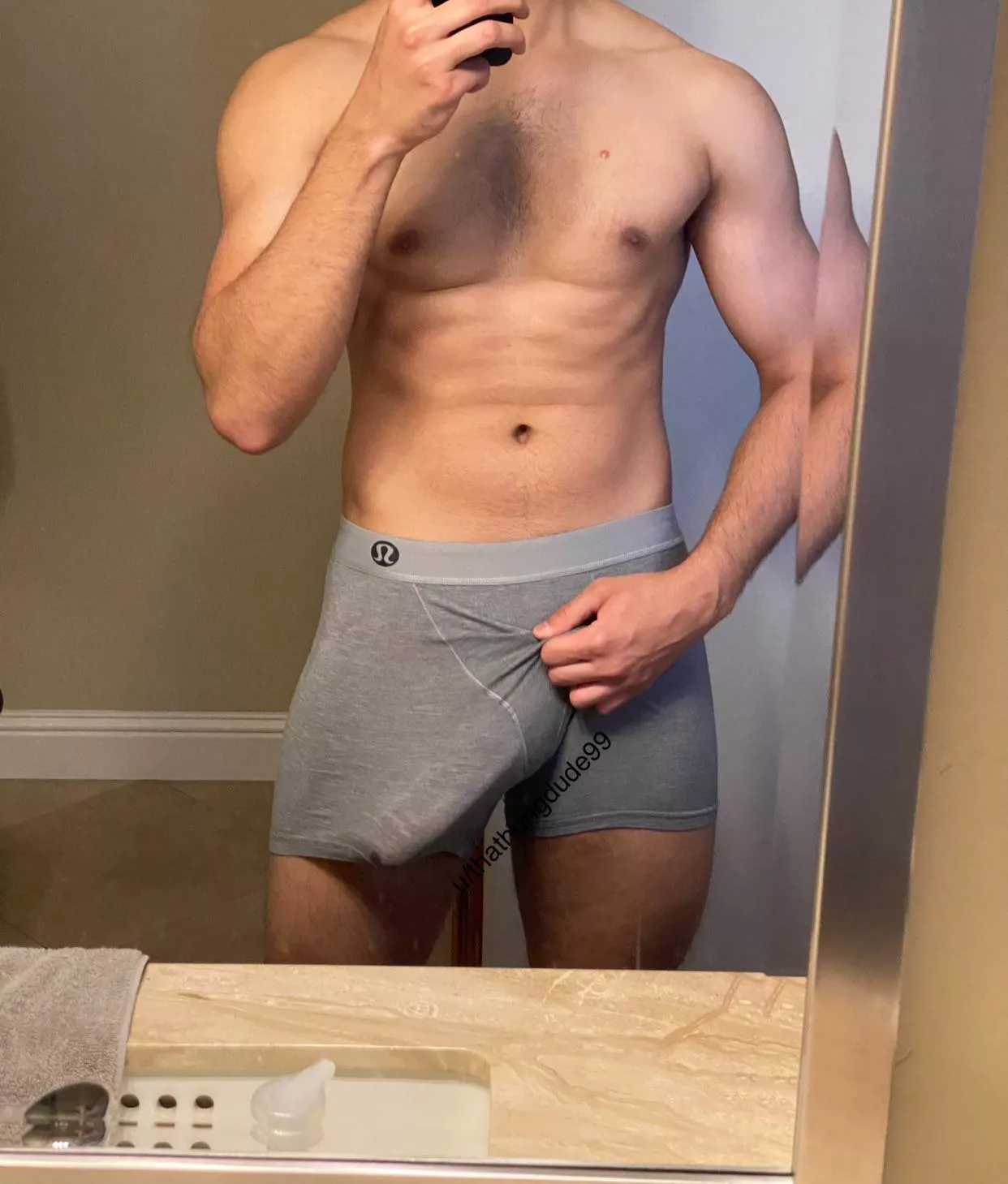 I need someone to suck out that precum