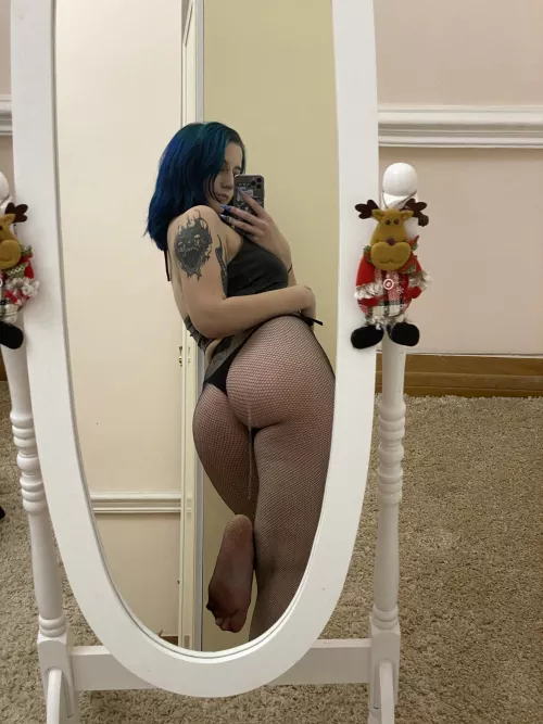 I wear fishnets every time I want to be savorys