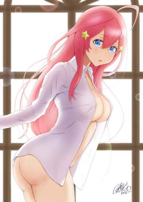 Itsuki Getting Dressed (The Quintessential Quintuplets)