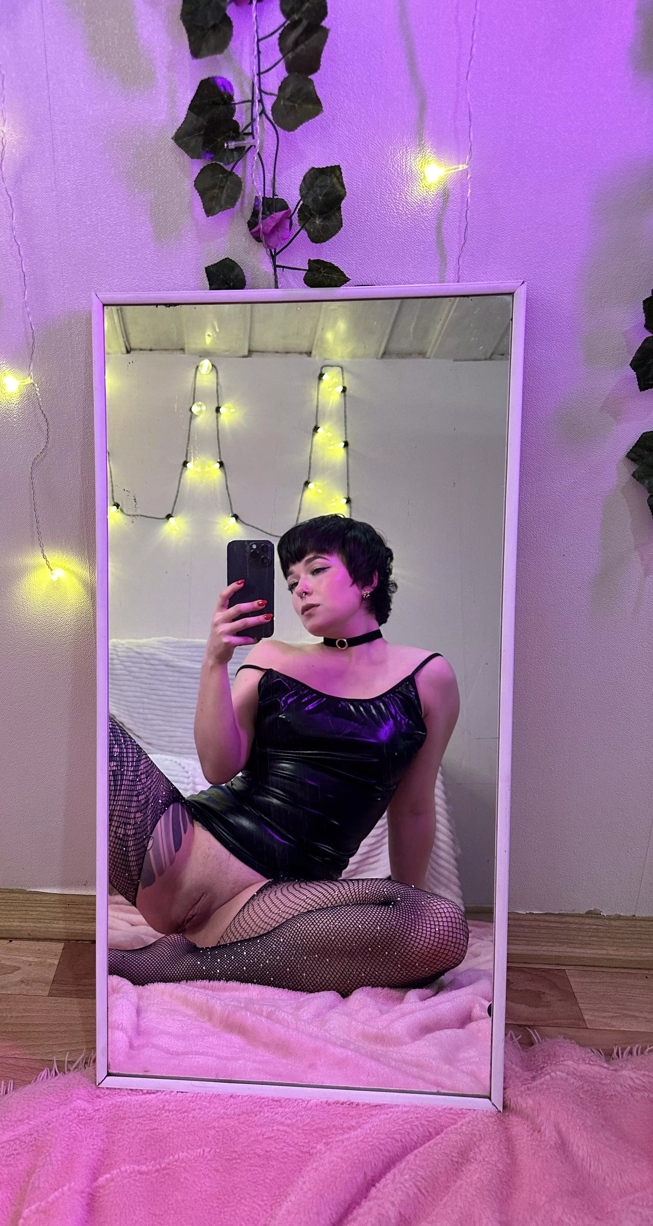 Lick my holes on the first date