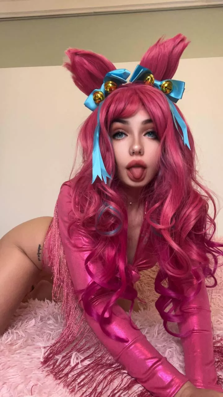 Spirit Blossom Ahri(League of Legends)