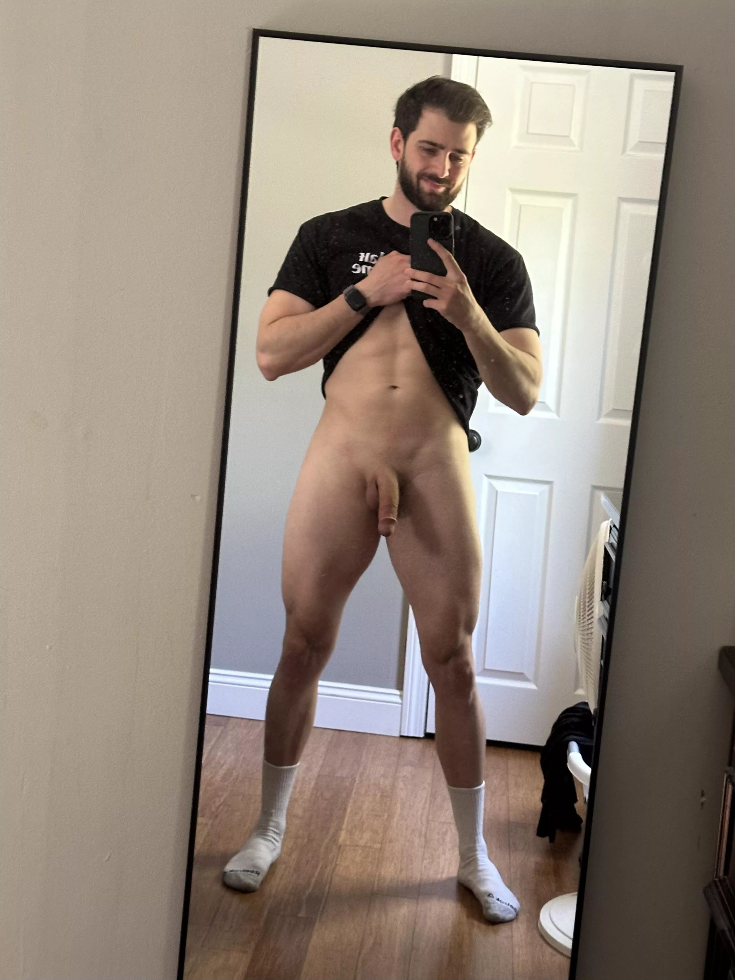 What are you looking at first? [29]