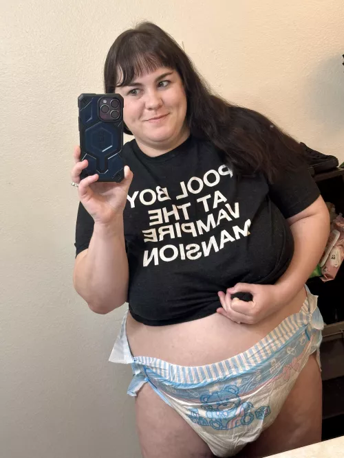 Woke up super soggy :3 Didn’t sleep the night before because I went to my Babysitter’s graduation/ Zaddy’s Bday party. Such a tired baby. I finally got my sleeps.