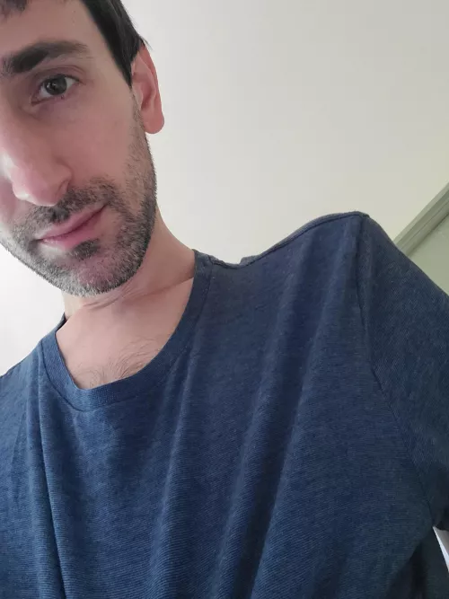 Any twinks wanna come game?