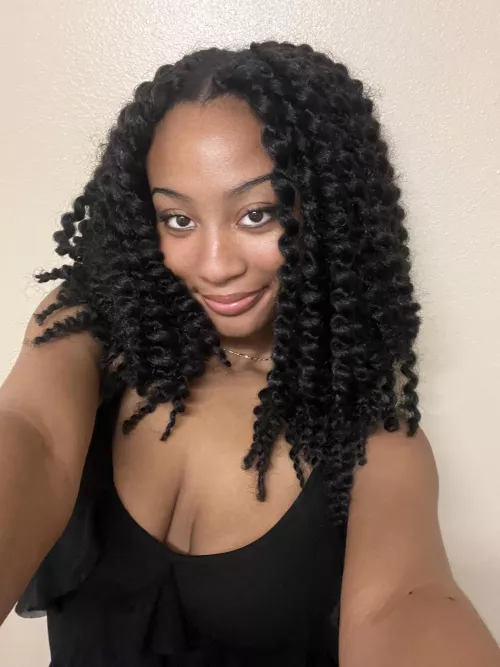 Are you into mixed girls…?