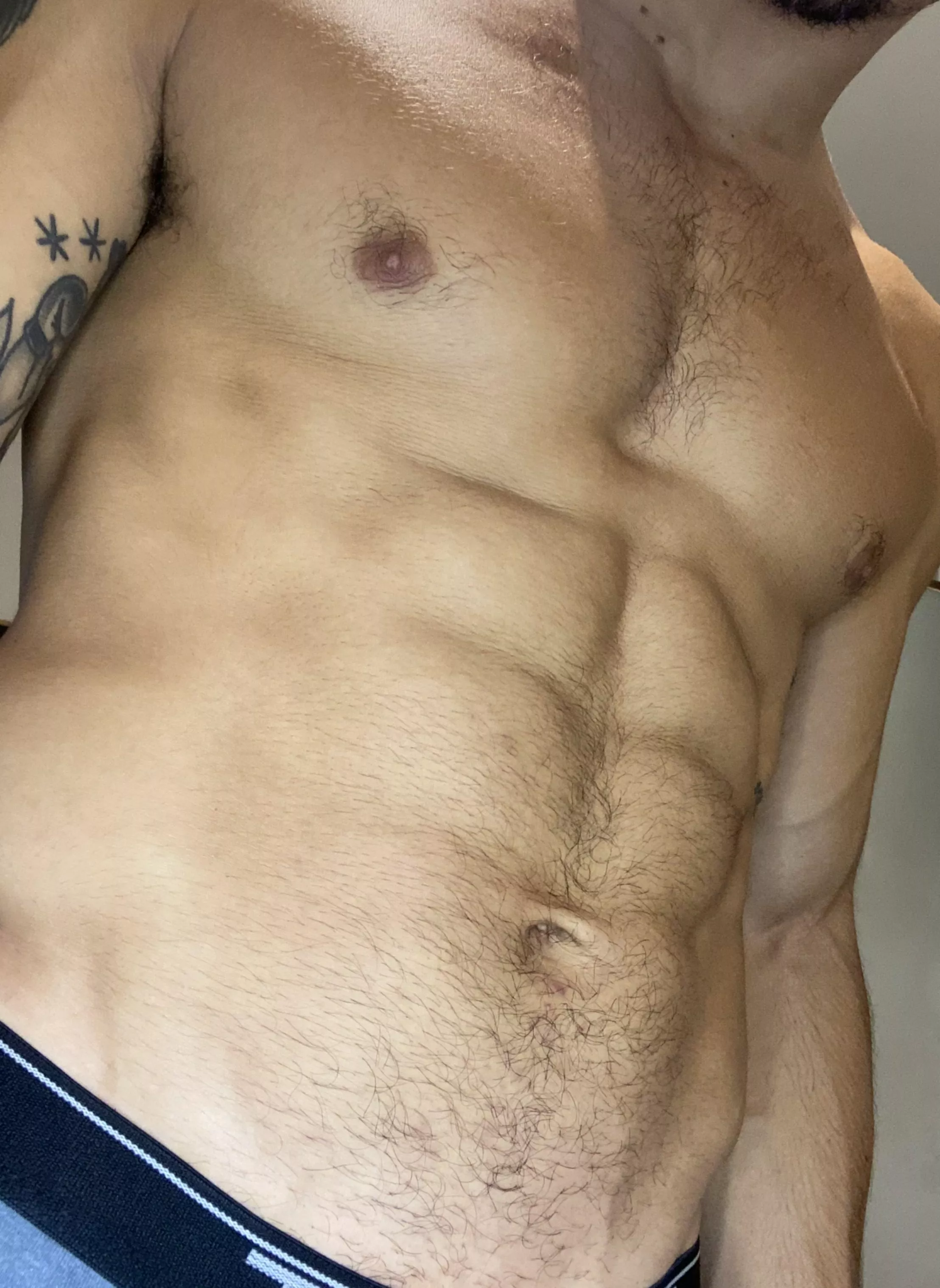 Ever fantasized about running your tongue along these defined ridges?