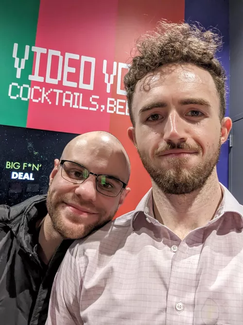 Get you a man who will go to a barcade with you on date night 