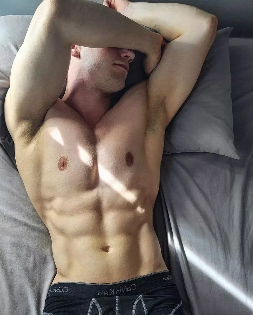 How would you wake me up 😏..?