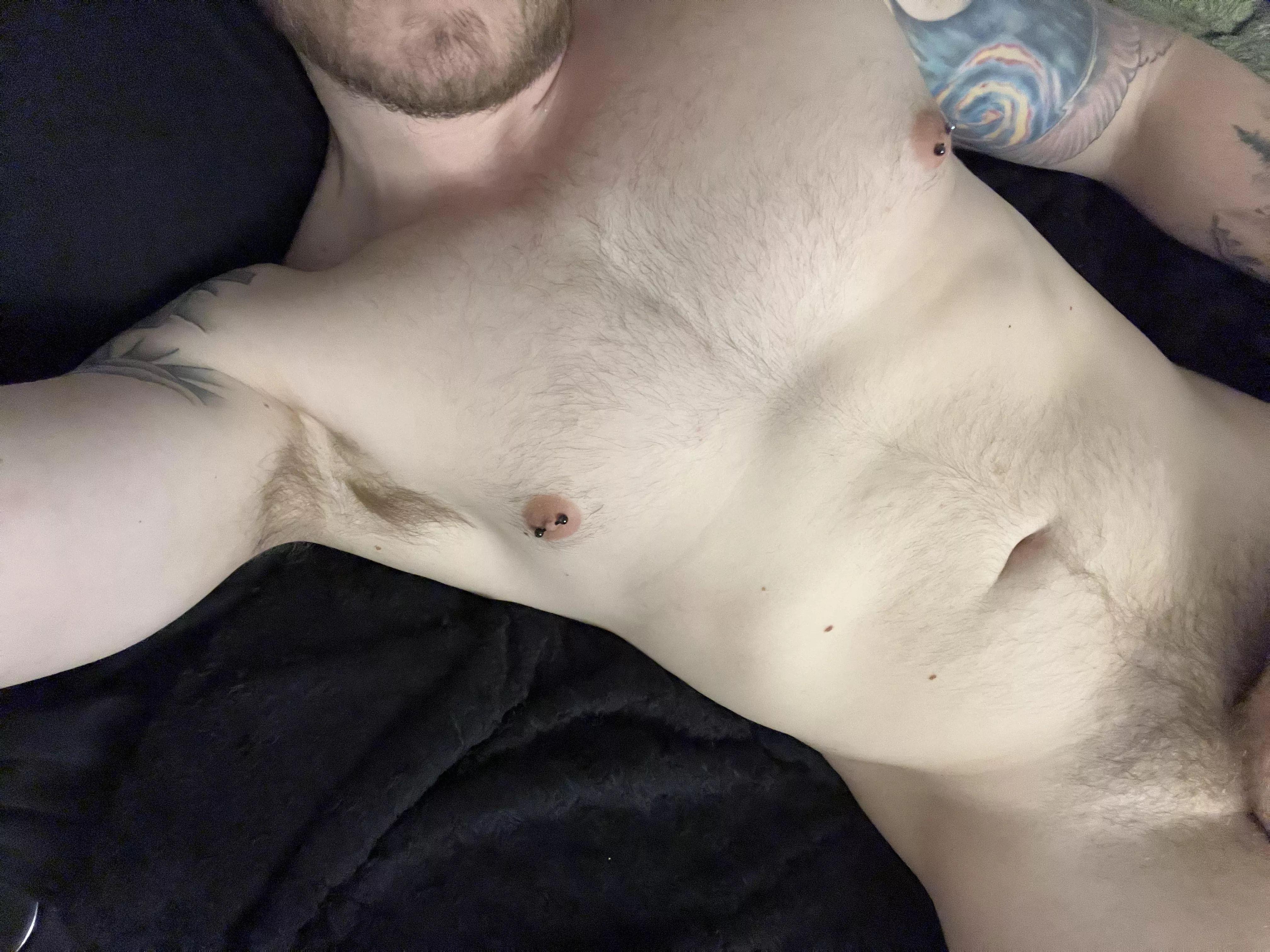 Just worked out, all sweaty 🥵