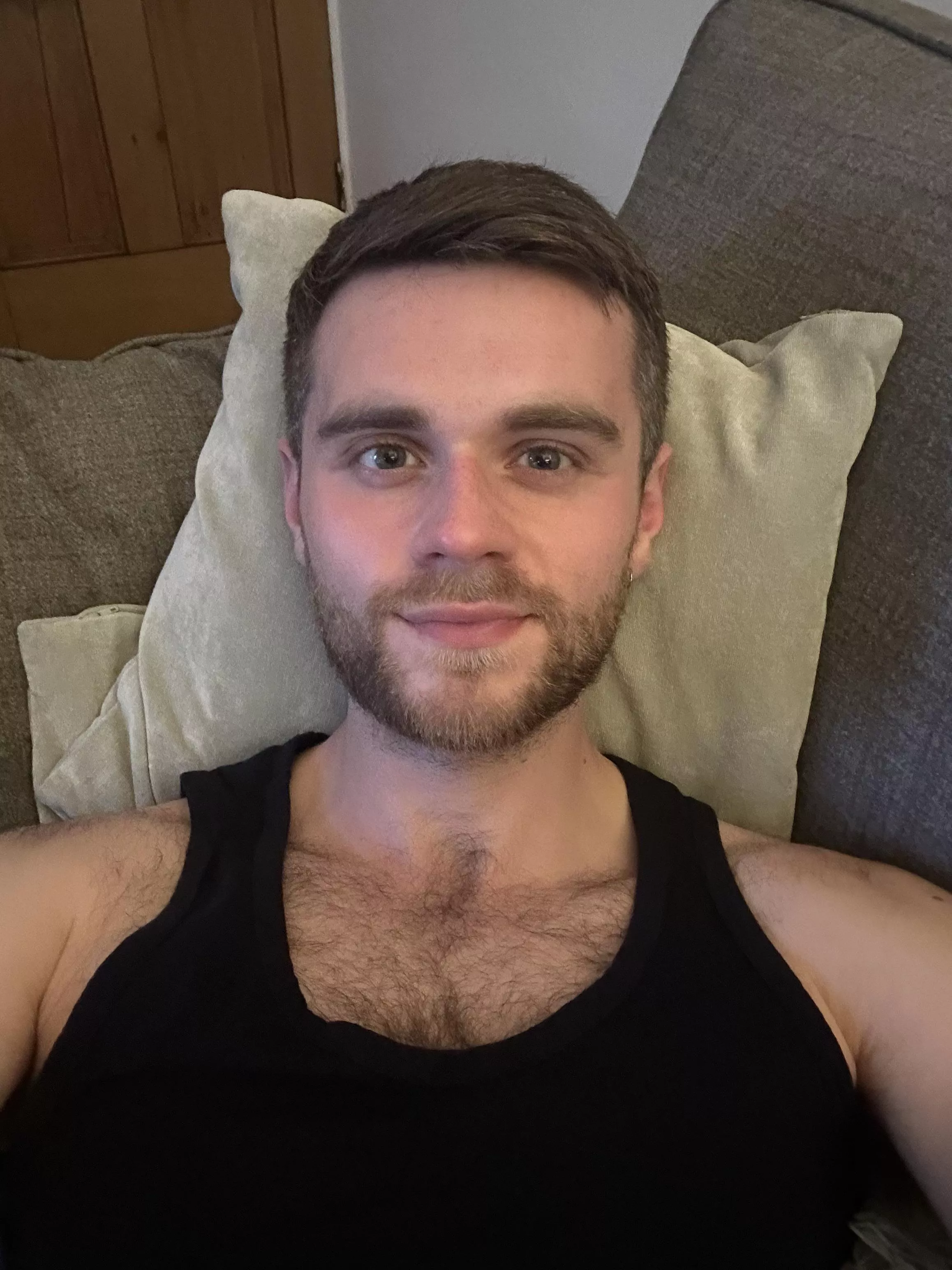 Ready to resume my FF7 rebirth play through. Just travelled from Cosmo Canyon back to Nibelheim. Cant explain how much I love this game 🤩