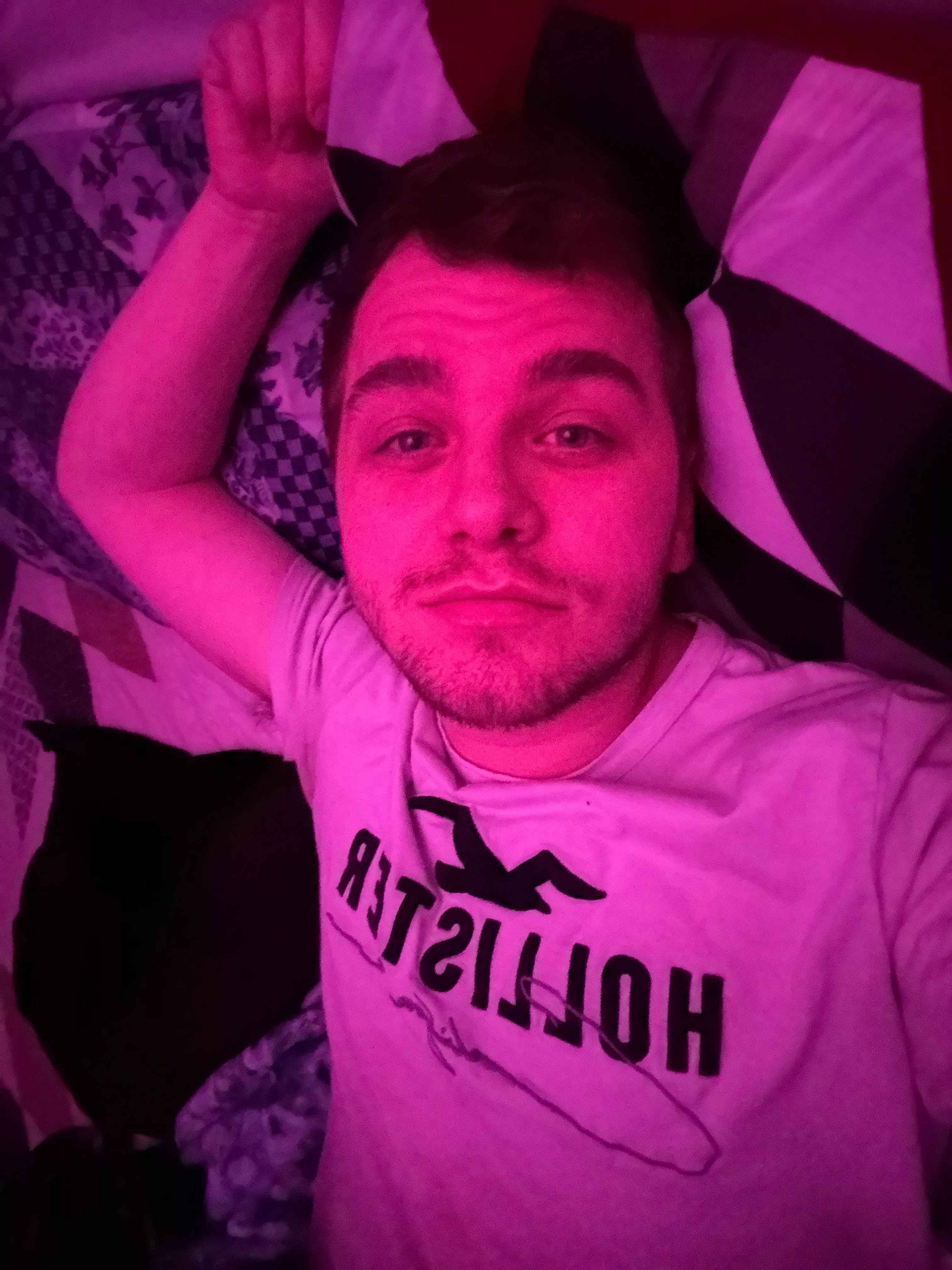 So who’s horny and wants to stroke. Where’s the actual straight guys that are actually curious. Let me show you the way.. church boys are welcome too to nut with me in a giant circle jerk chat 👀👀 snap is mick_martino have a nice dick and be hot